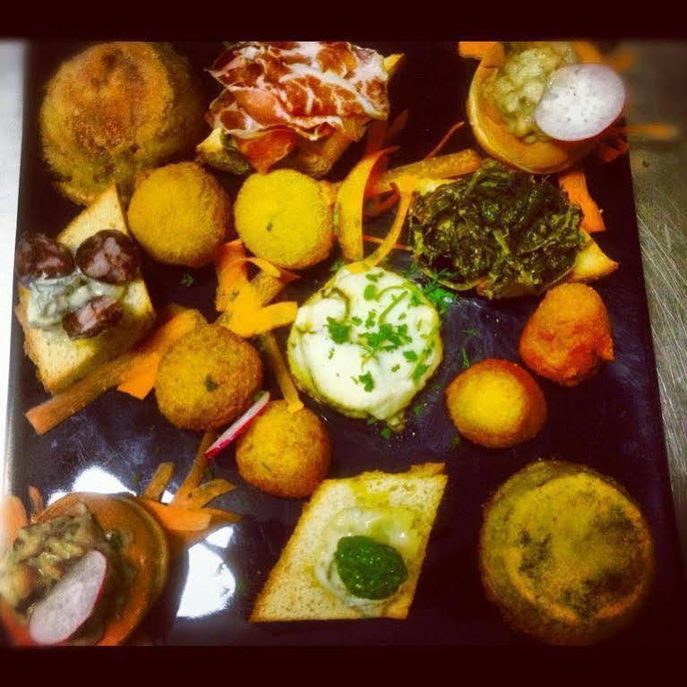Manouche Osteria B&B San Leucio Eksteriør bilde